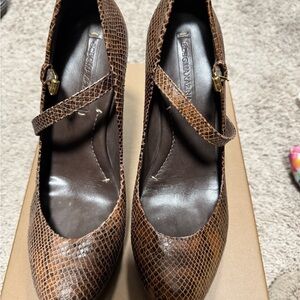 Bcbg Maxazria classy heels Brown